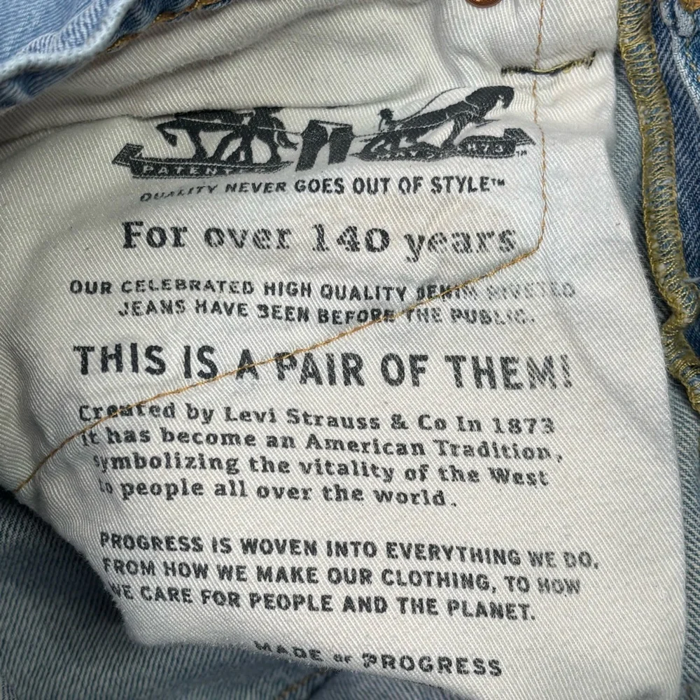 Levi’s Men’s 510 Skinny Fit Jeans 29x30 (Inseam Measures 28”) Light-Medium‎ Wash
